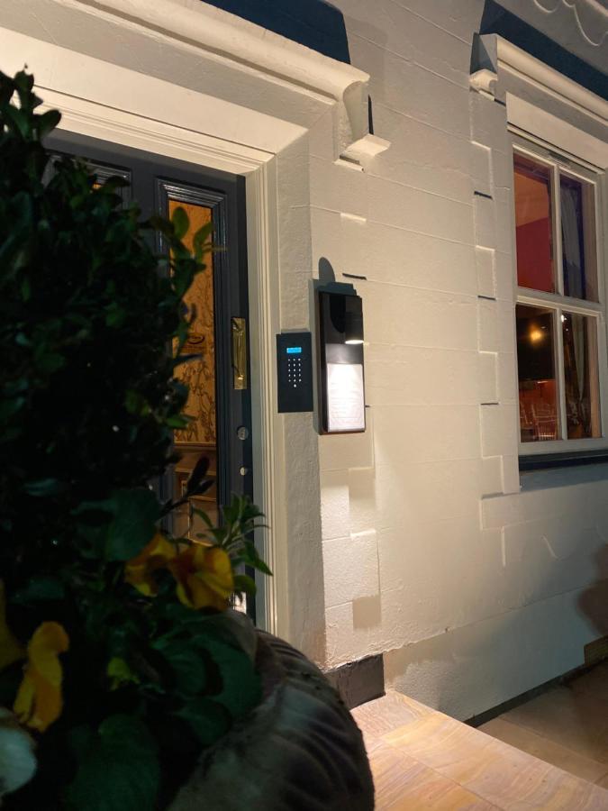 Domo Boutique Hotel Oldbury  Bagian luar foto